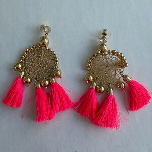 Lilly Pulitzer Sea Dreamer pink tassel earrings with gold beads and crystal
